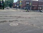 В Ростове-на-Дону военная техника повредила более 10 тысяч квадратных метров дорог 