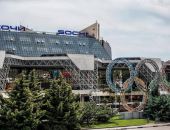 В Сочи в аэропорту самолет задел крылом трап аэровокзала