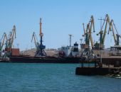 В Феодосии в районе порта прошли учения с использованием дымовой завесы