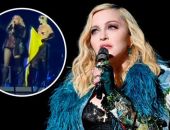 Мадонна завернулась в украинский флаг на концерте