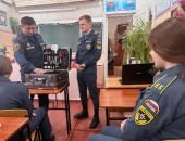 Сотрудники отдела надзорной деятельности Феодосии провели в школе урок