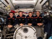 ������� Crew Dragon � ������������ ��������� ������������ ����������� � ���������