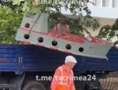 В Симферополь приплыл "пиратский корабль"