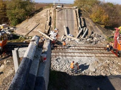 ������ ������������� � ����� ����� ��������� � 180 ��� ������