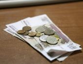 Жители Крыма не хотят отказываться от монет и купюр 