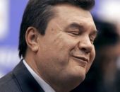Янукович поздравил чиновников из Крыма с 1 сентября увольнениями