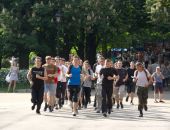 В Симферополе молодежь пригласили на пробежку