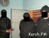 В Керчи вора задержали на месте кражи с пивом и отбивными