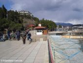 В курортном городе Крыма ремонт набережной после штормов выполняют в кредит