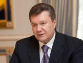В Крыму Янукович подписал закон о языках