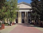 В Симферополе прошла акция против включения медицинского вуза в федеральный университет 