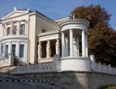 Санатории Крыма до конца года примут тысячи москвичей
